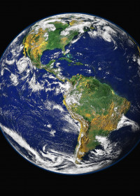 Foto der Erde aus dem Weltall, schwarzer Hintergrund